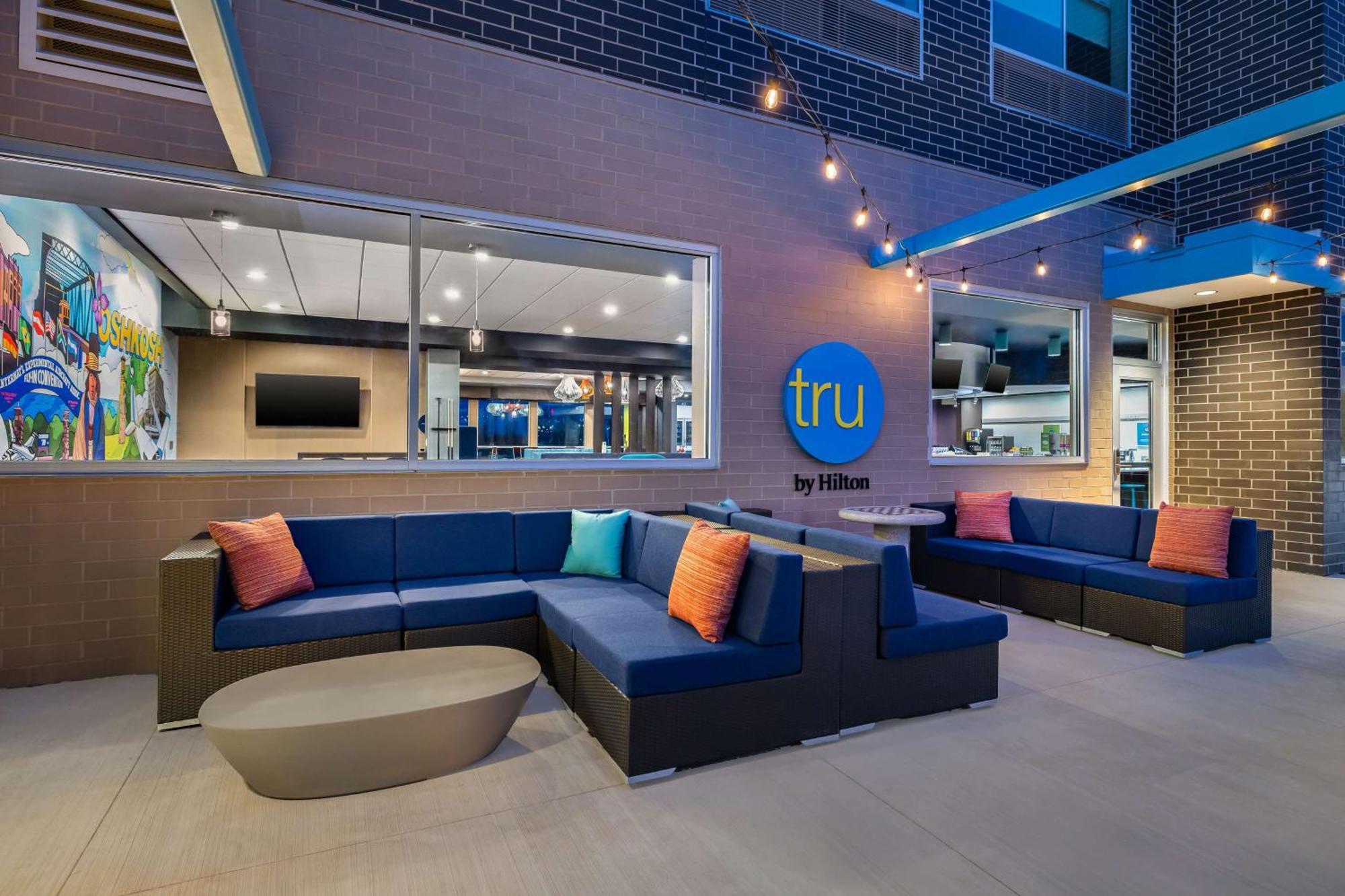 Tru By Hilton Oshkosh Hotel Eksteriør billede